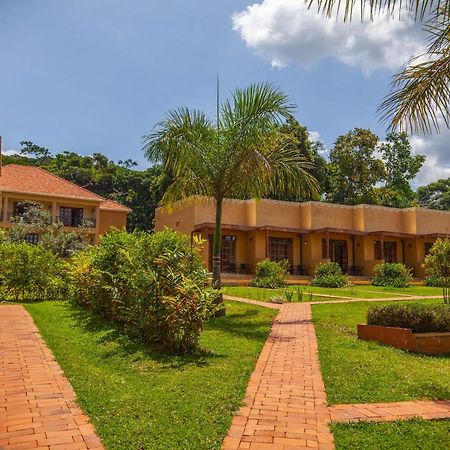 Brovad Sands Lodge Kalangala Exterior photo